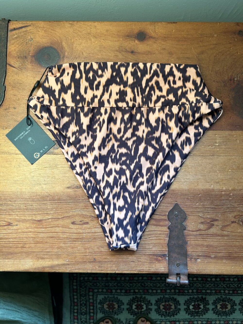 Skatie Freya Bottom XS NWT Catwalk